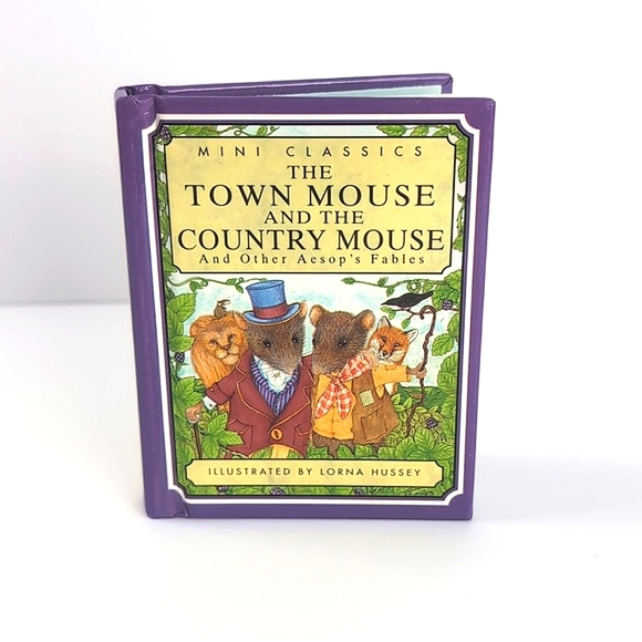 Aesop's Fables Mini Classics Illustrated Book - Picture 2 of 11